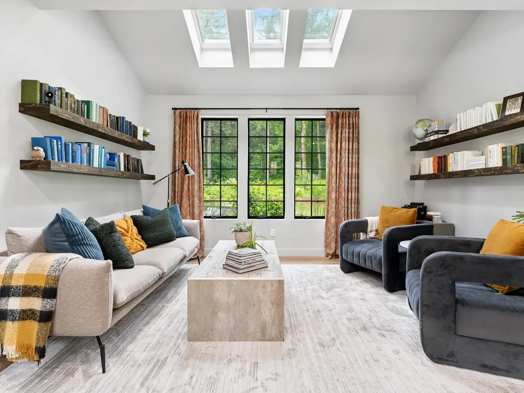 89 Caspar Drive Warren VT 05674