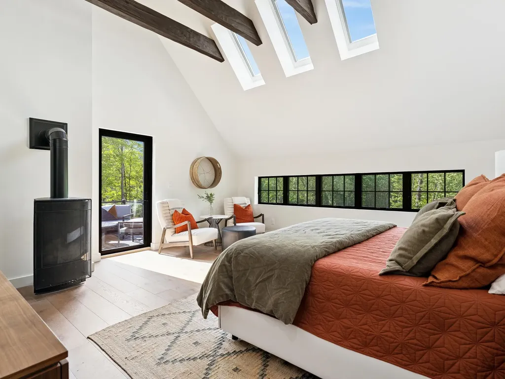 89 Caspar Drive Warren VT 05674