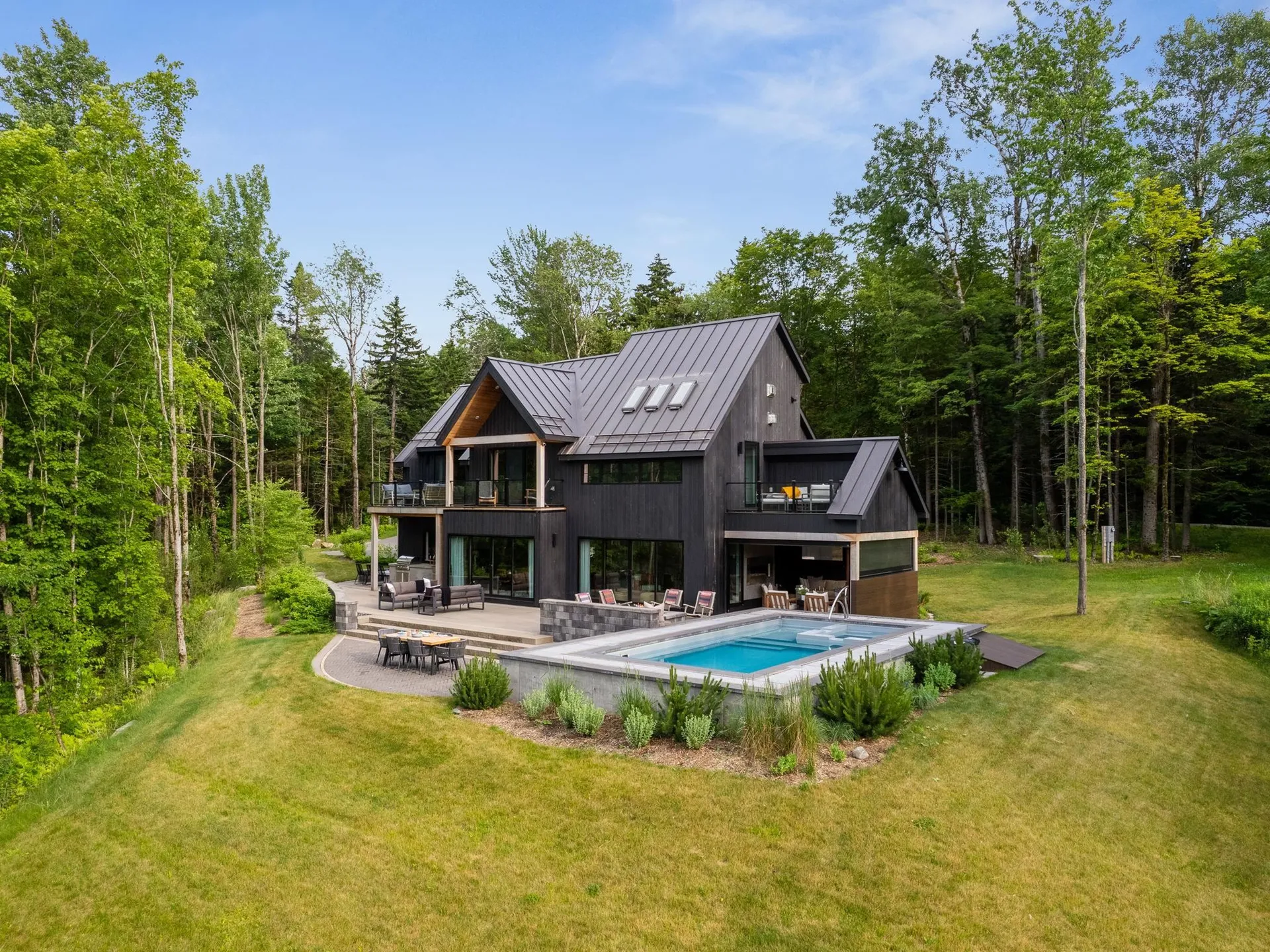 89 Caspar Drive Warren VT 05674