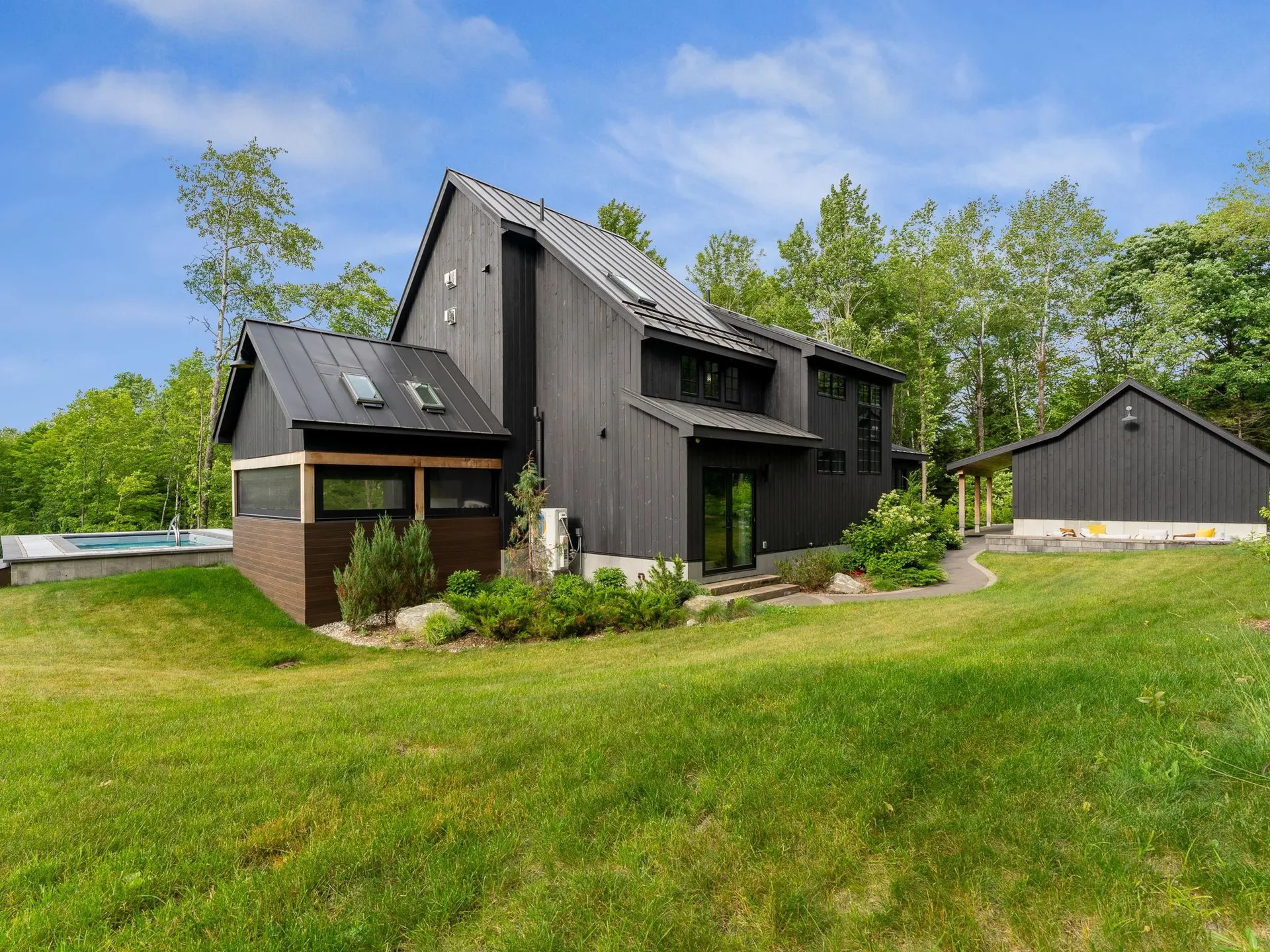 89 Caspar Drive Warren VT 05674