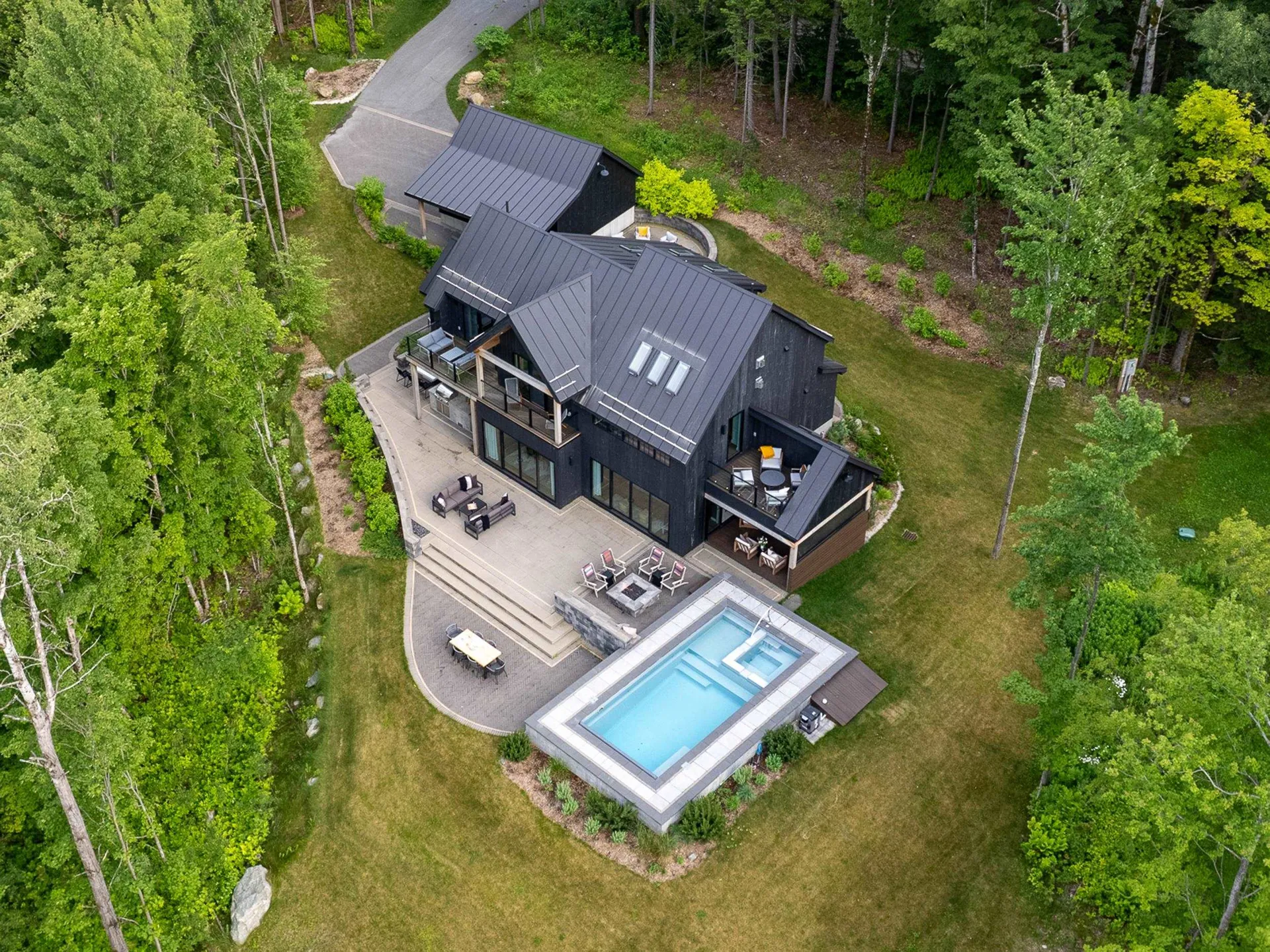 89 Caspar Drive Warren VT 05674