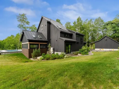 89 Caspar Drive Warren VT 05674