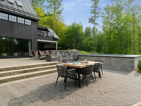 89 Caspar Drive Warren VT 05674