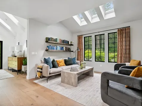 89 Caspar Drive Warren VT 05674