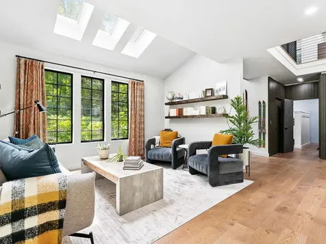 89 Caspar Drive Warren VT 05674