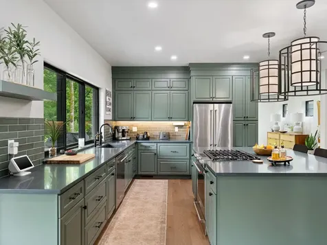 89 Caspar Drive Warren VT 05674