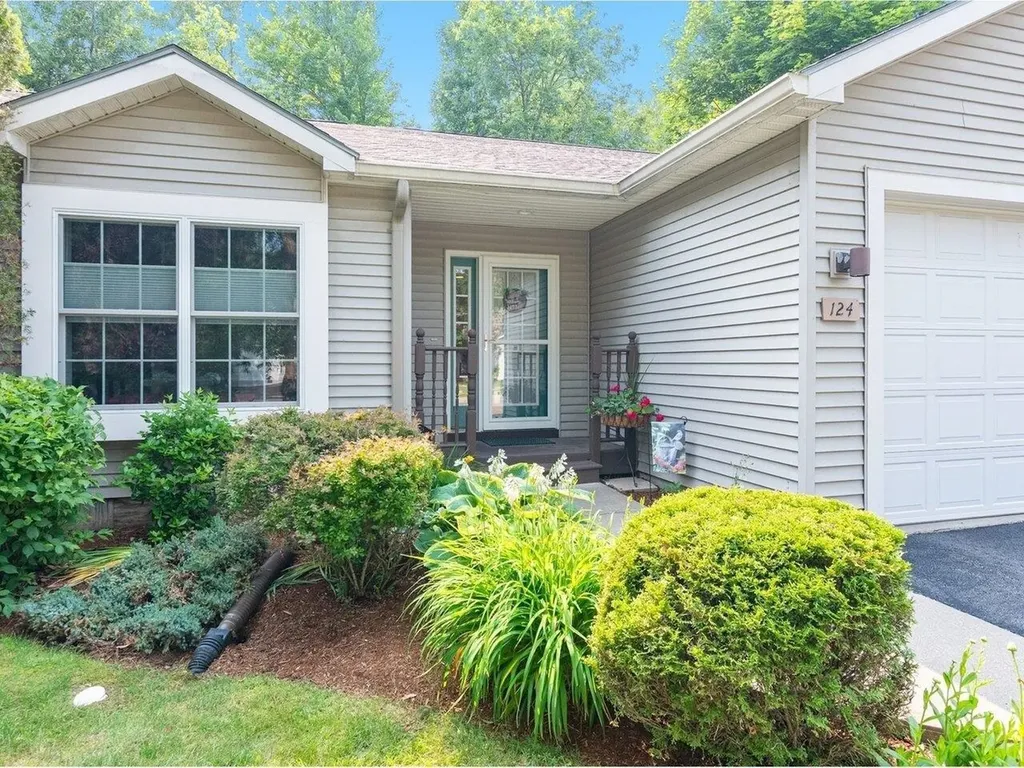 124 Honeysuckle Lane Williston VT 05495