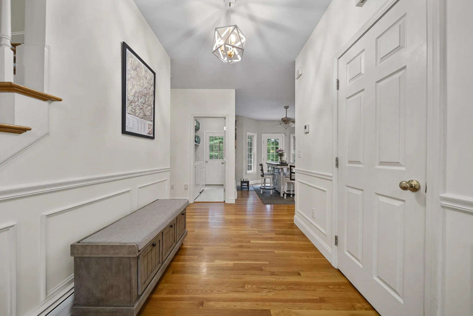 9 Hyde Park Circle Londonderry NH 03053