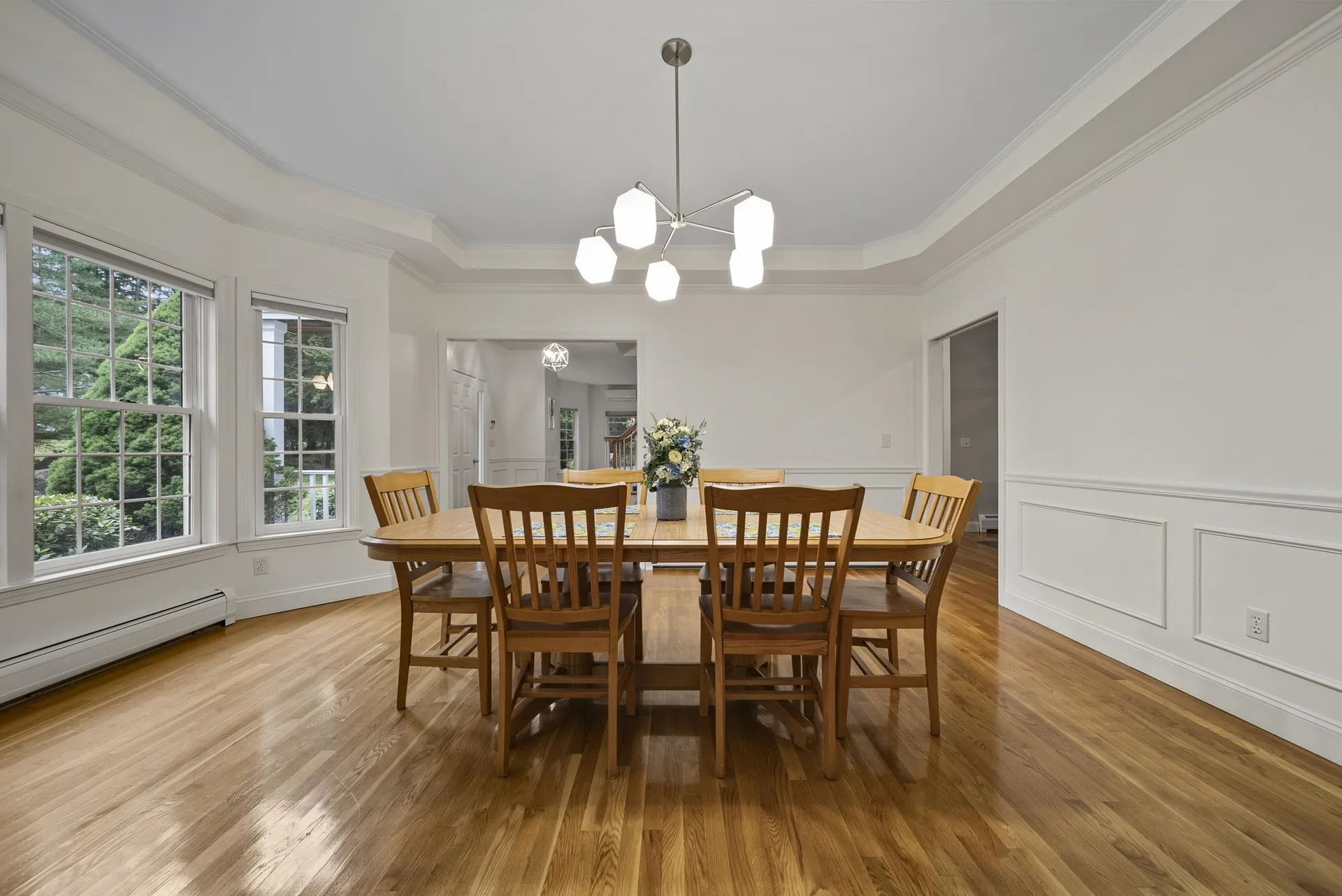 9 Hyde Park Circle Londonderry NH 03053