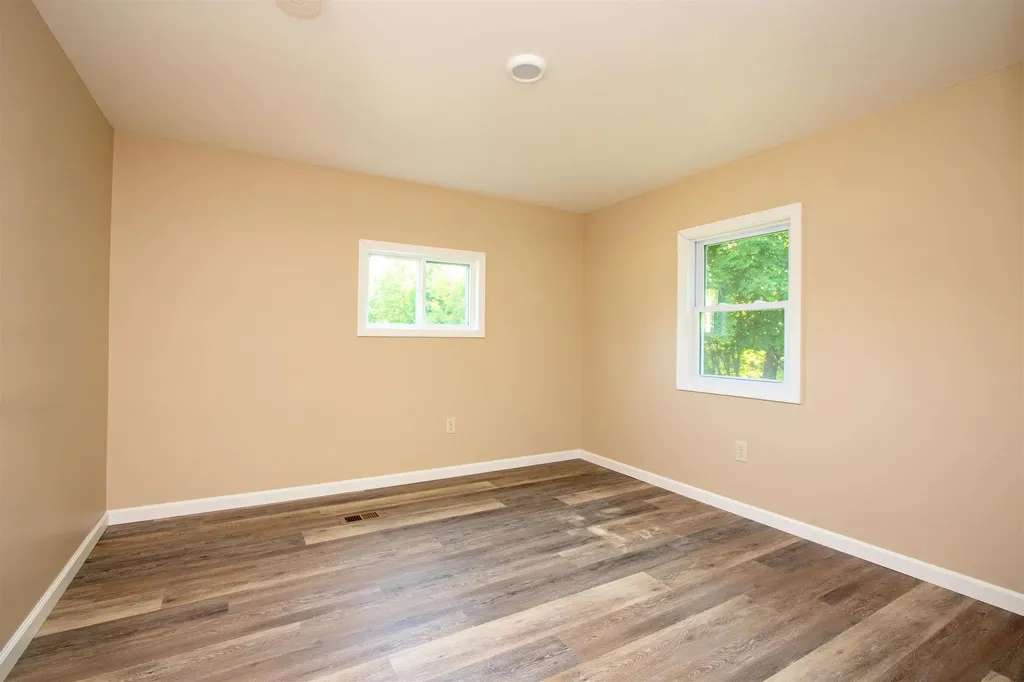 98 Rod Key Street Lyndon VT 05851