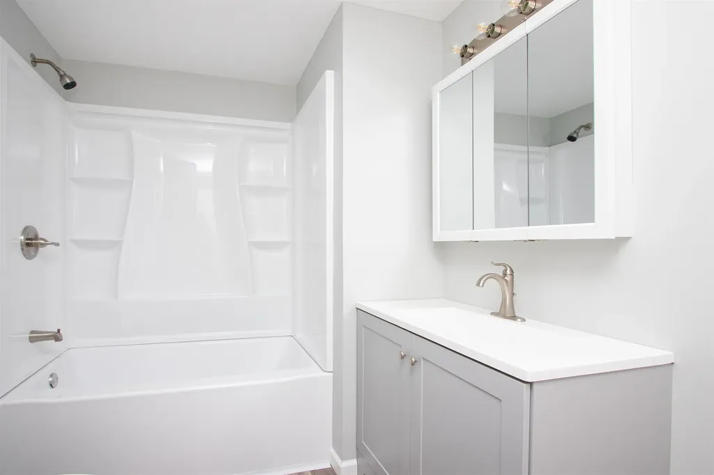 98 Rod Key Street Lyndon VT 05851