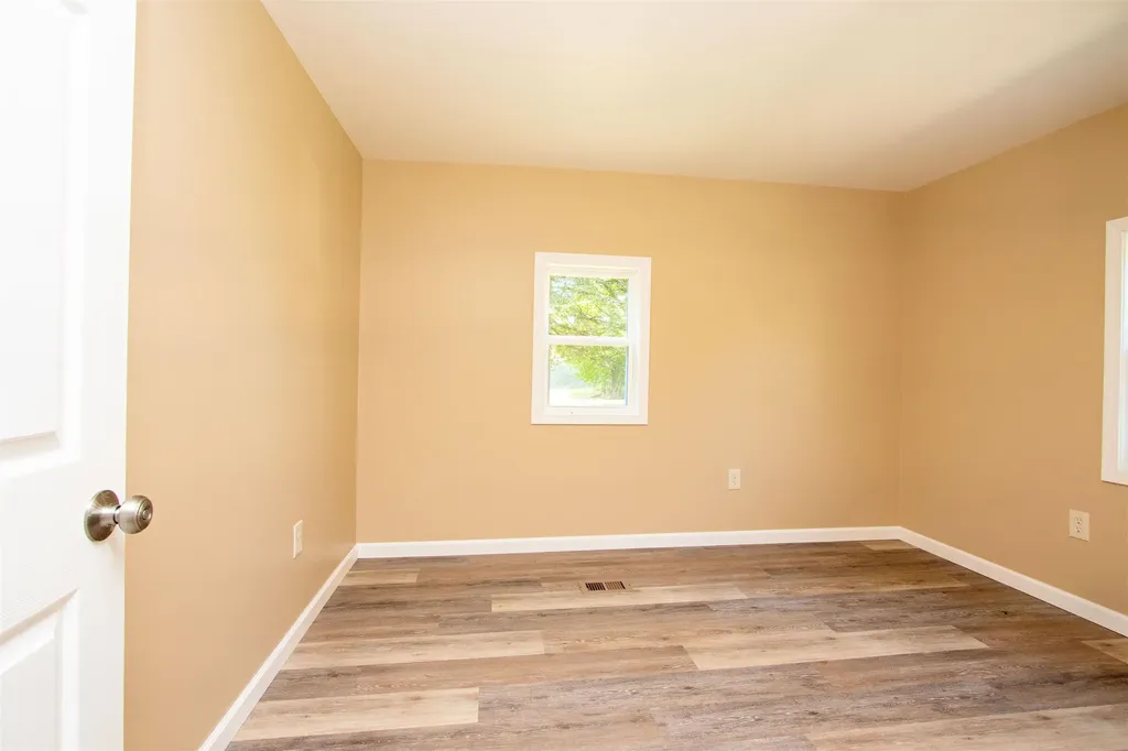 98 Rod Key Street Lyndon VT 05851