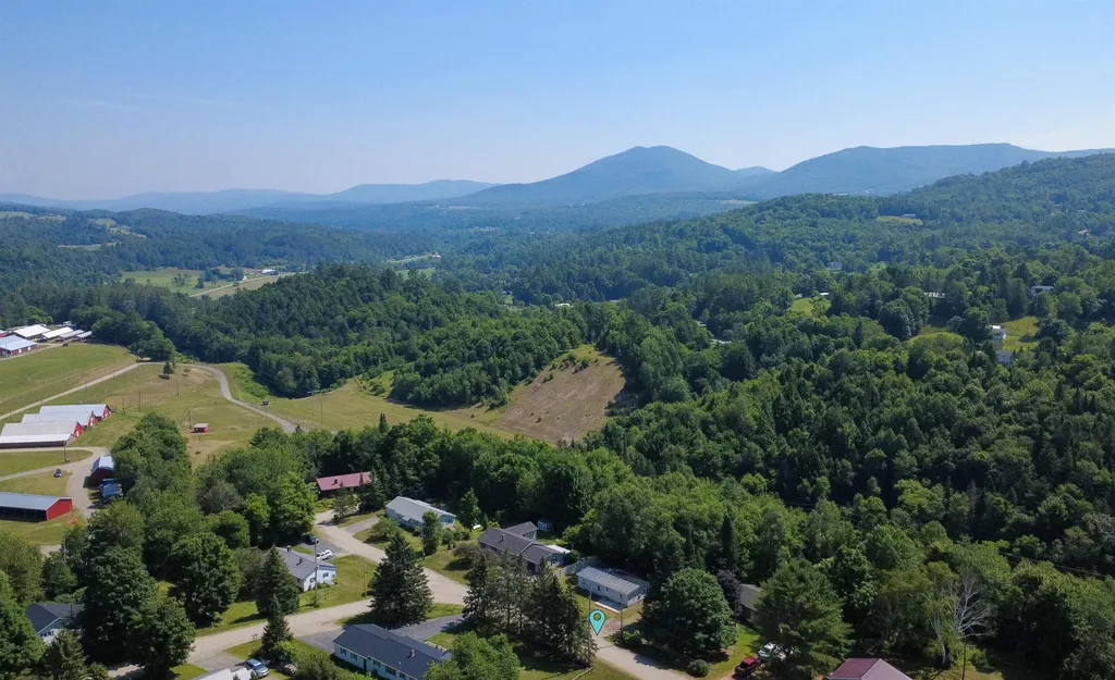 98 Rod Key Street Lyndon VT 05851