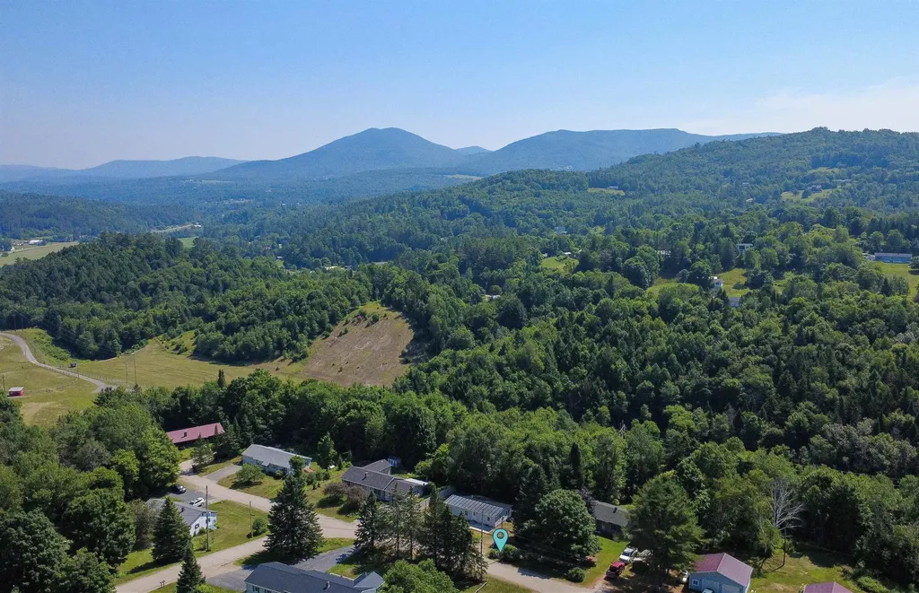 98 Rod Key Street Lyndon VT 05851