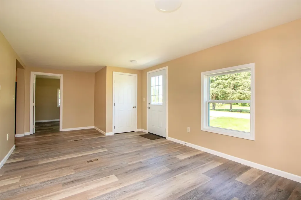 98 Rod Key Street Lyndon VT 05851