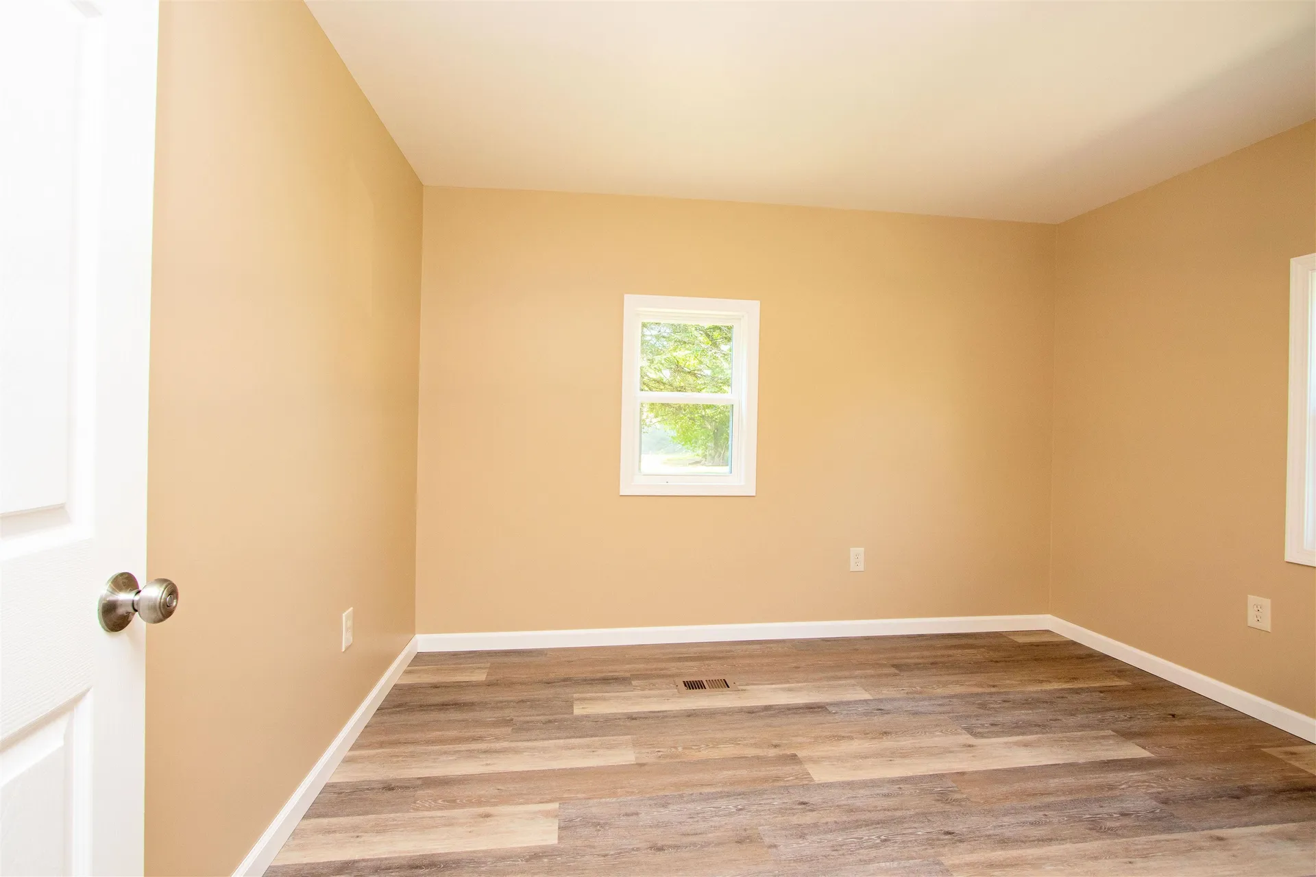 98 Rod Key Street Lyndon VT 05851