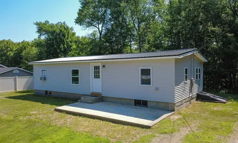 98 Rod Key Street Lyndon VT 05851