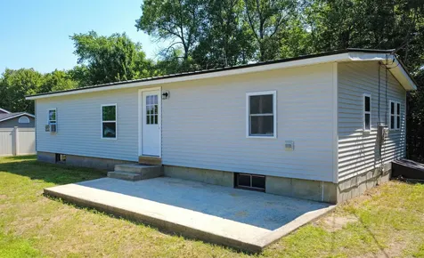 98 Rod Key Street Lyndon VT 05851