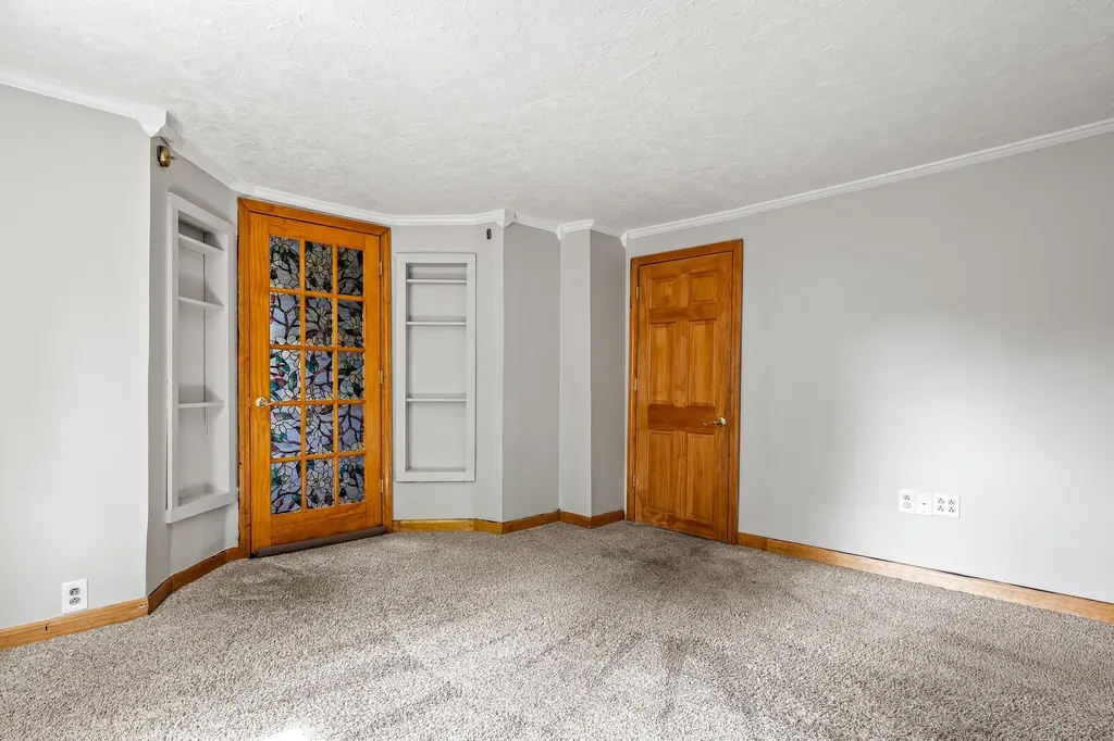 40 South Avenue Derry NH 03445