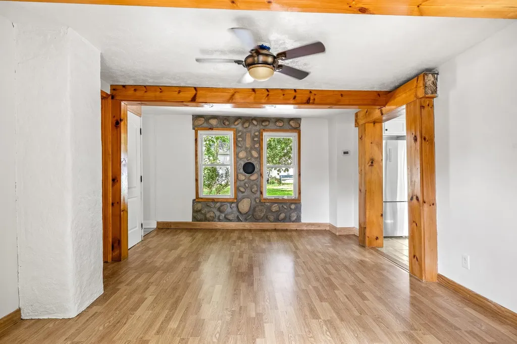 40 South Avenue Derry NH 03445