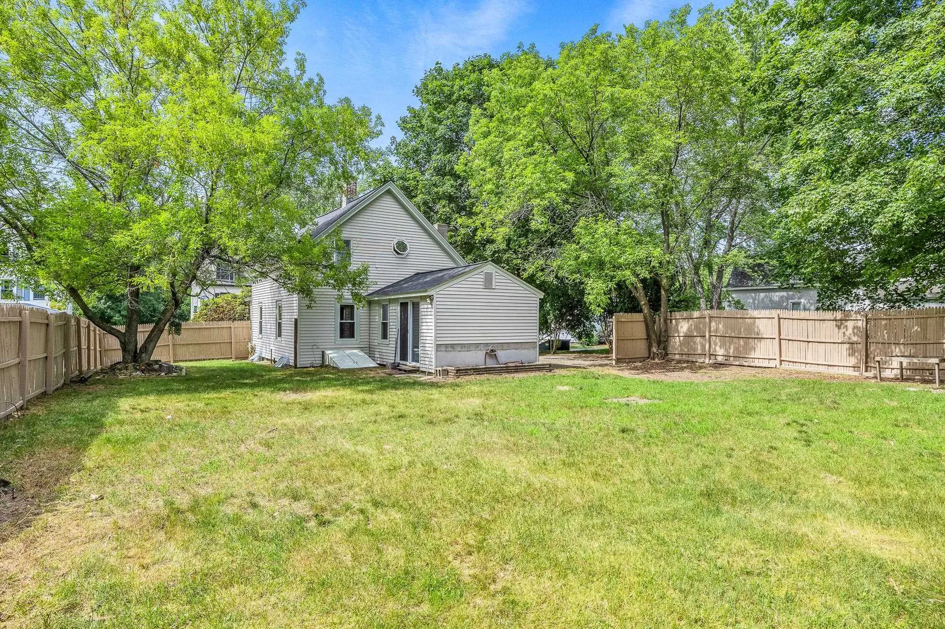 40 South Avenue Derry NH 03445