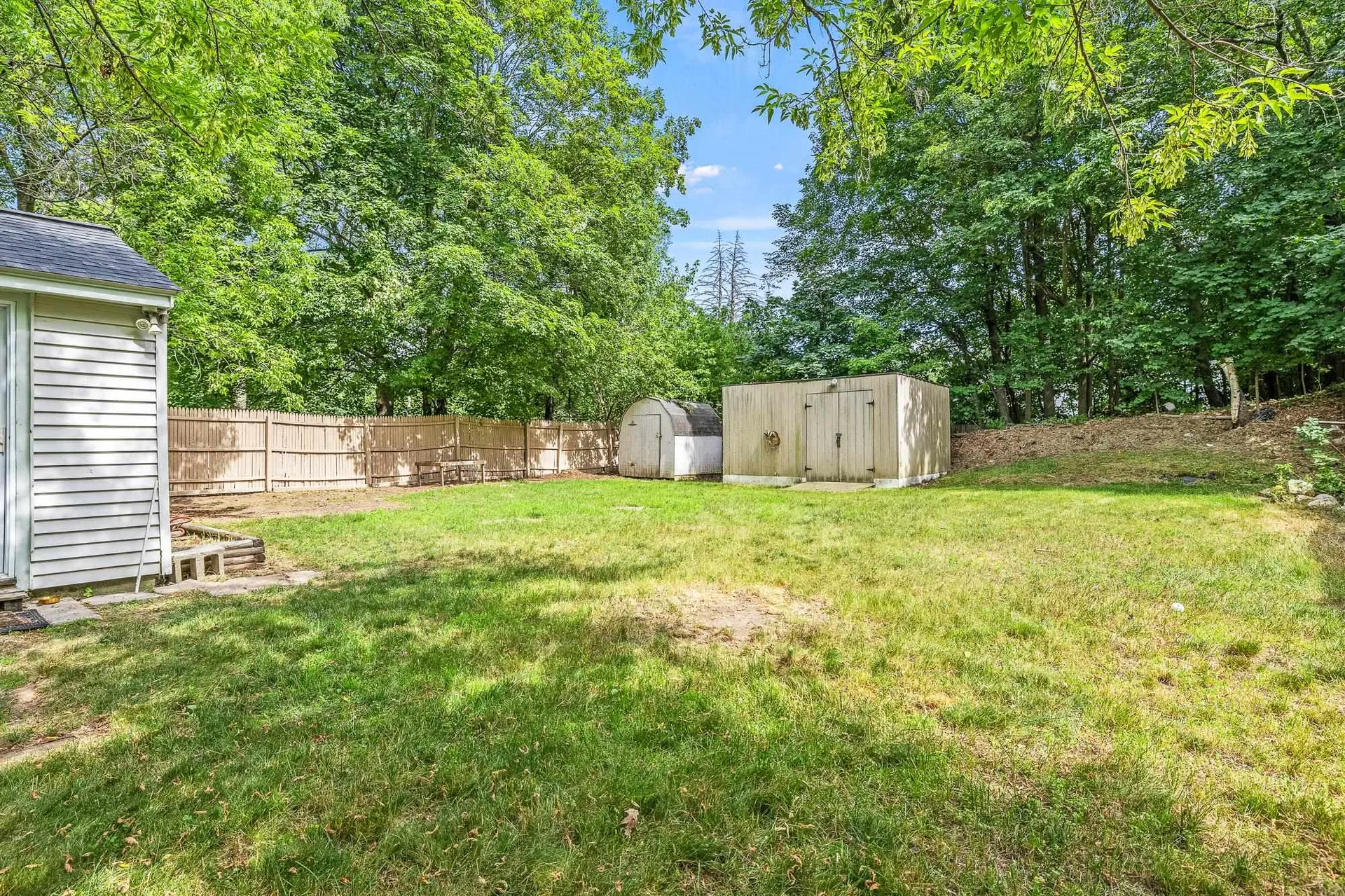 40 South Avenue Derry NH 03445