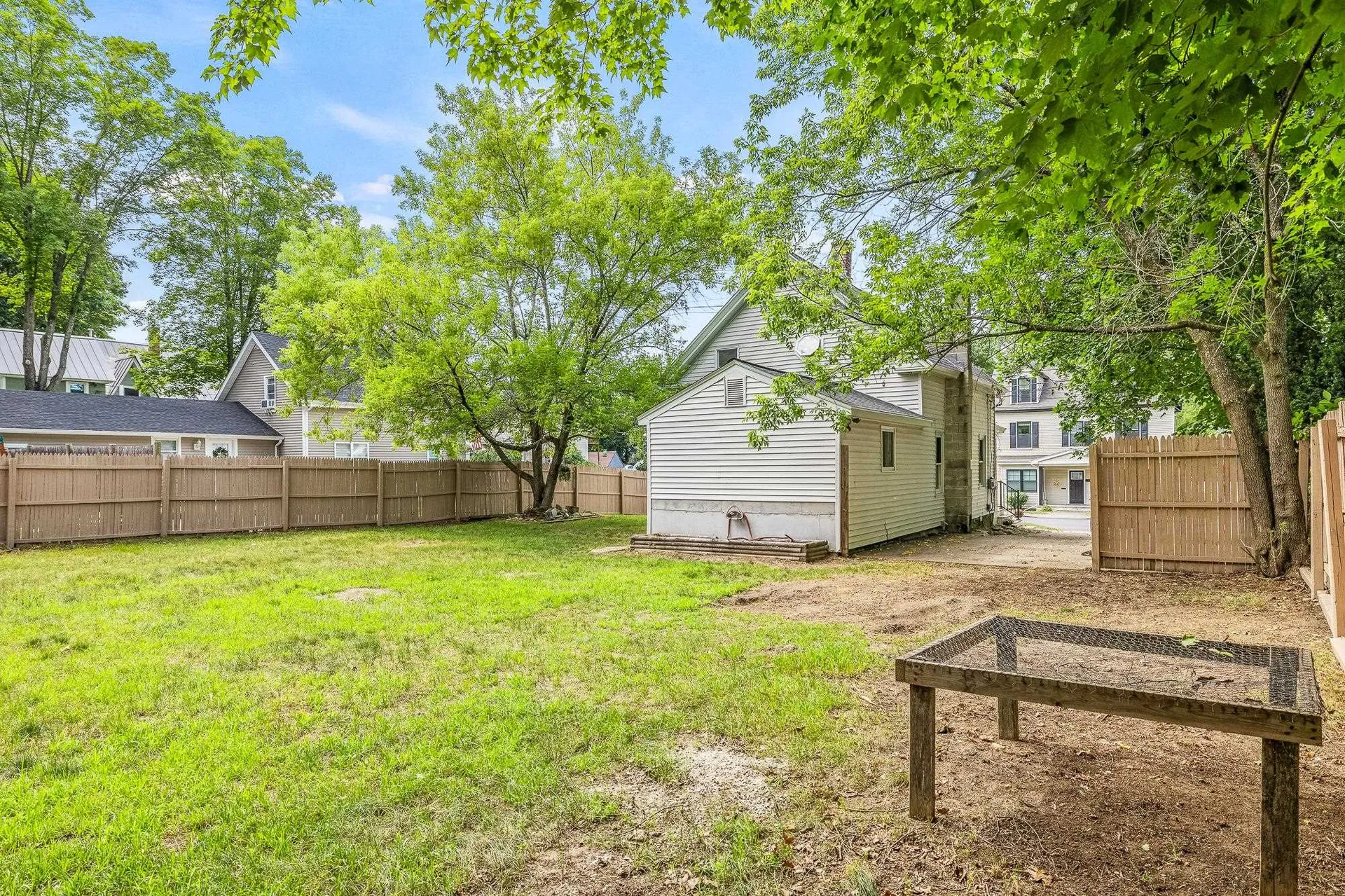 40 South Avenue Derry NH 03445