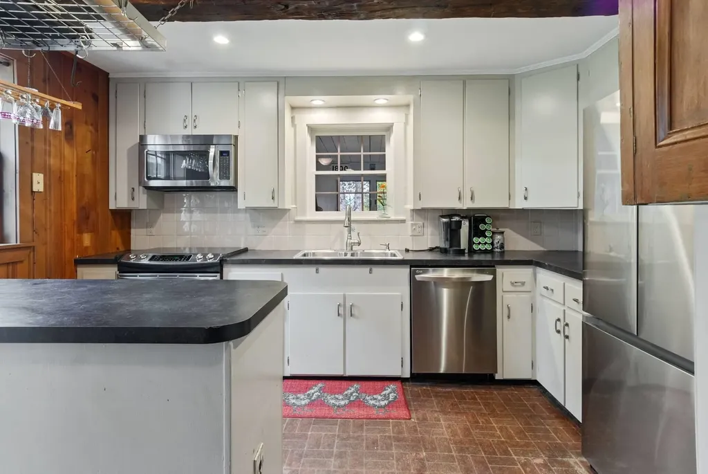 679 Dartmouth College Highway Haverhill NH 03765