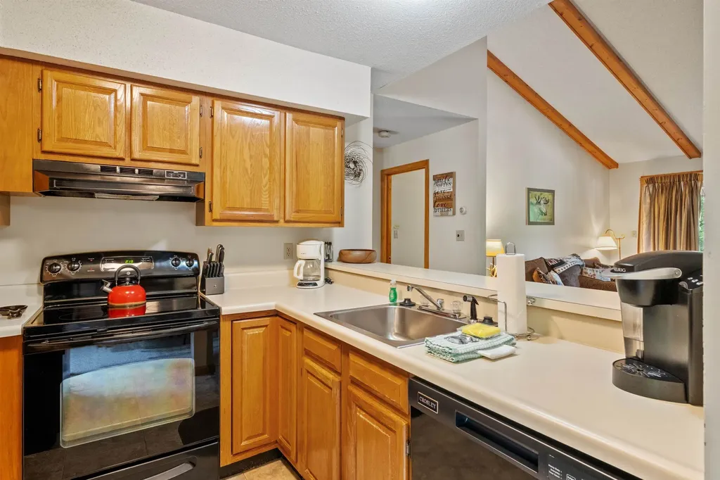 26 Penstock Road Lincoln NH 03251