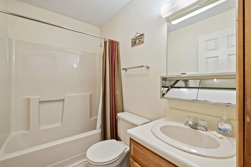 26 Penstock Road Lincoln NH 03251