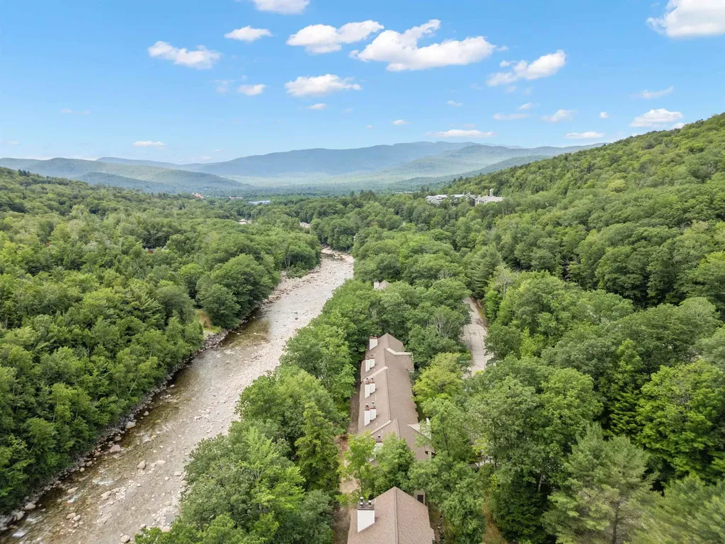 26 Penstock Road Lincoln NH 03251