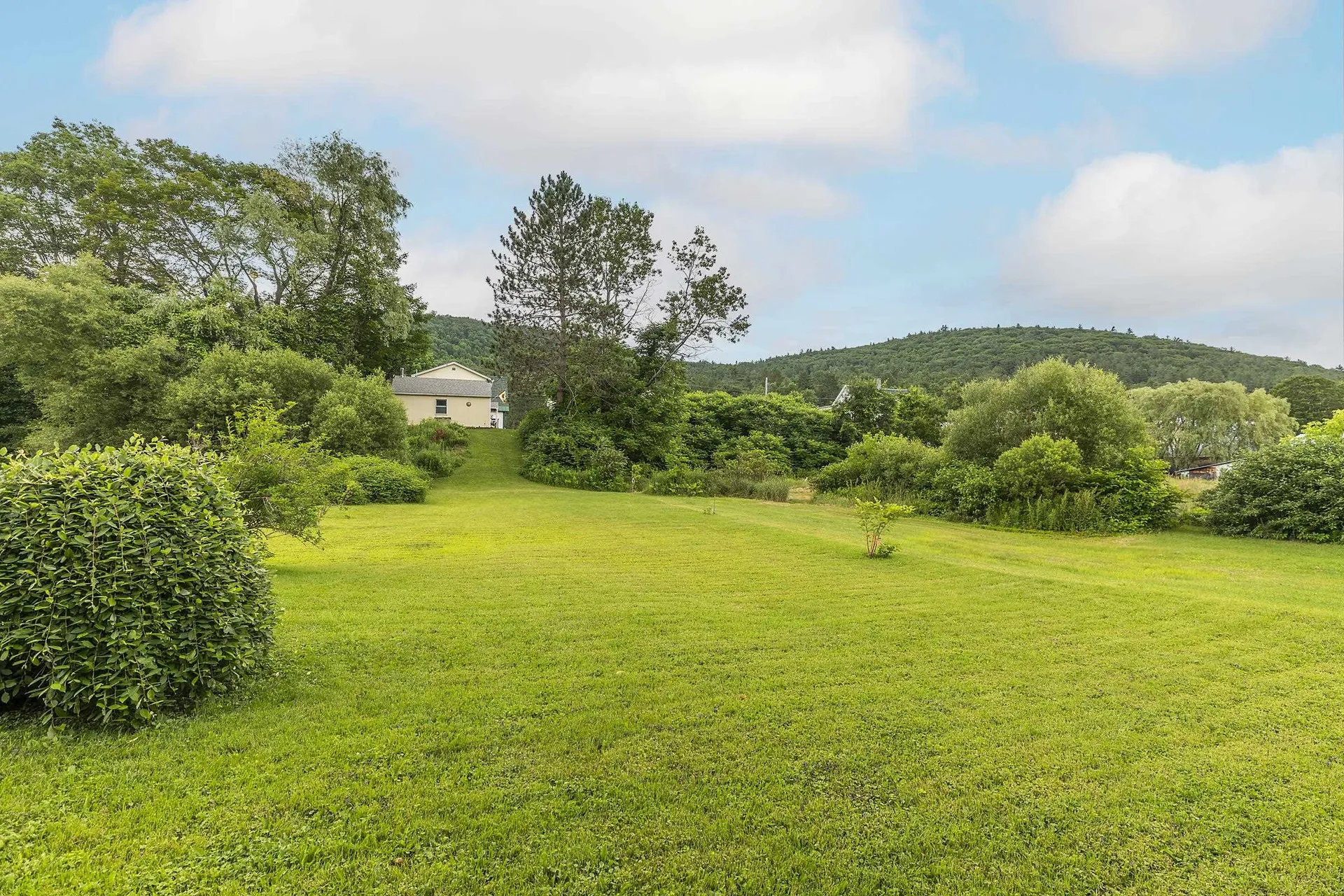 842 Main Street Cavendish VT 05153