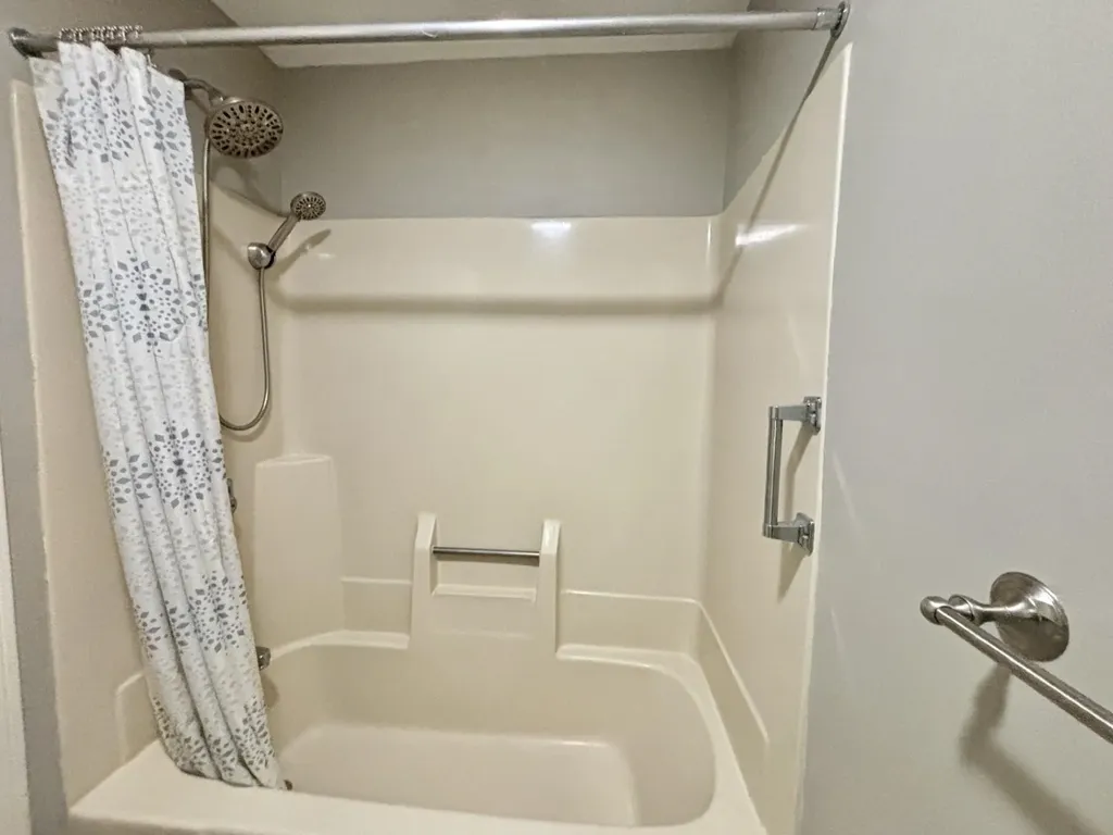 7 Skyview Circle Keene NH 03431