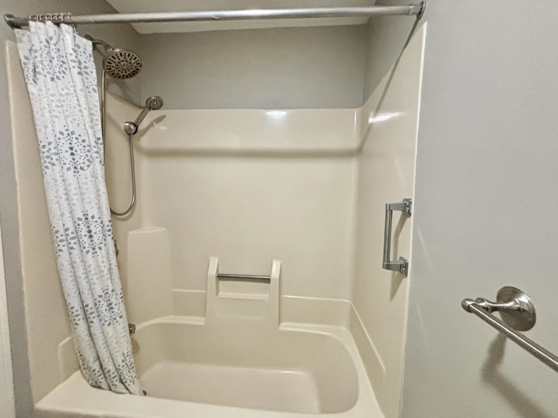 7 Skyview Circle Keene NH 03431