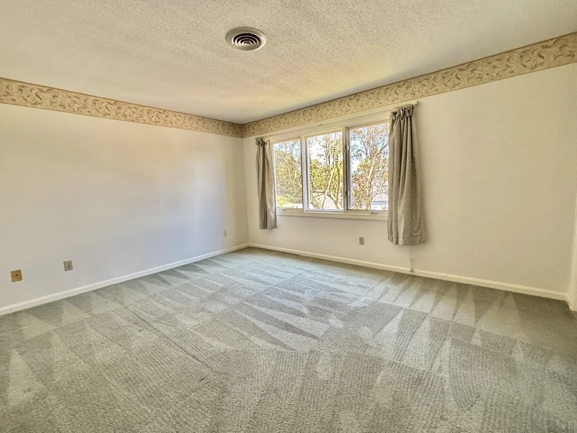 7 Skyview Circle Keene NH 03431
