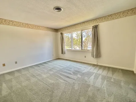 7 Skyview Circle Keene NH 03431