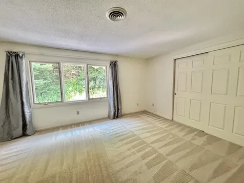 7 Skyview Circle Keene NH 03431