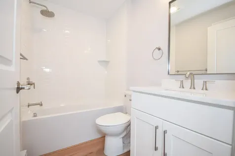 20 Auburn Street Dover NH 03820