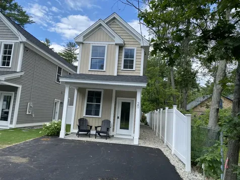 20 Auburn Street Dover NH 03820