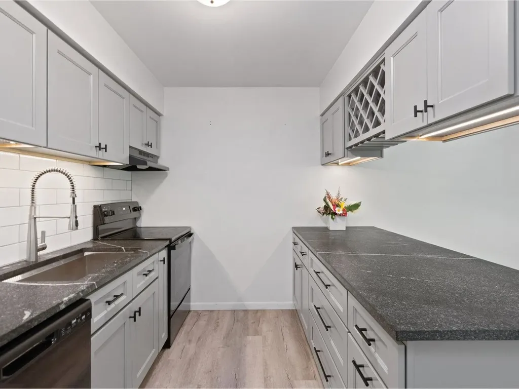 25 Baycrest Drive South Burlington VT 05403