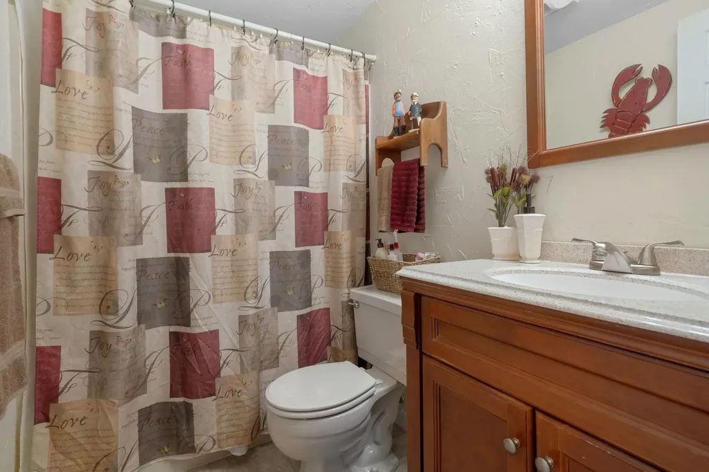 75 Stark Street Laconia NH 03246