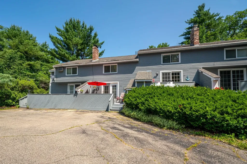 75 Stark Street Laconia NH 03246