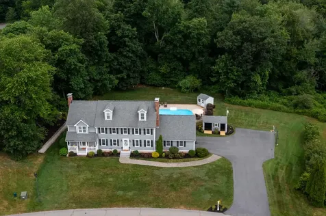 7 Primrose Lane Salem NH 03079