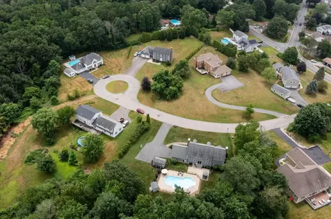 7 Primrose Lane Salem NH 03079