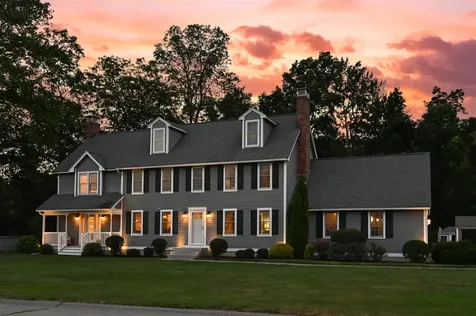 7 Primrose Lane Salem NH 03079
