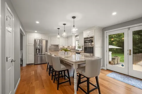 7 Primrose Lane Salem NH 03079