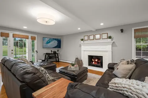 7 Primrose Lane Salem NH 03079