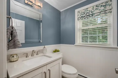7 Primrose Lane Salem NH 03079
