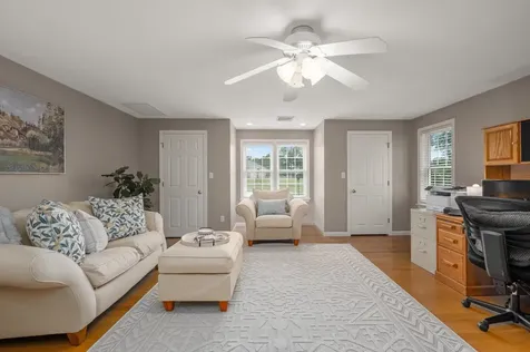 7 Primrose Lane Salem NH 03079