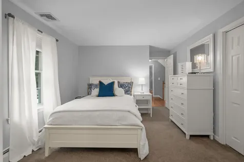7 Primrose Lane Salem NH 03079